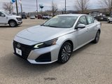 Used 2024 Nissan Altima 2.5 SV w/ SV Premium Package image 4