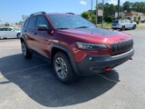Used 2020 Jeep Cherokee Trailhawk image 5
