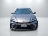 Used 2025 Toyota Camry SE image 3
