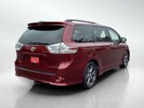 Used 2017 Toyota Sienna SE image 5