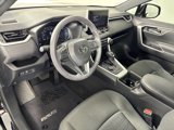 Used 2023 Toyota RAV4 SE image 4