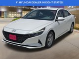 Used 2022 Hyundai Elantra SE image 2