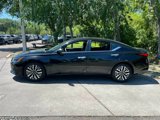 Used 2024 Nissan Altima 2.5 SV image 2