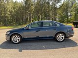 Used 2018 Volkswagen Passat 2.0T SE image 3