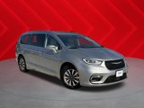 Used 2021 Chrysler Pacifica Touring-L image 1