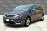 Used 2020 Chrysler Pacifica Touring-L image 3