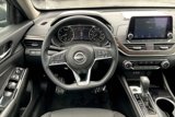 Used 2023 Nissan Altima 2.5 SV image 5