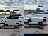 Used 2023 Cadillac XT6 Premium Luxury image 3