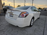 Used 2008 Nissan Altima Hybrid Sedan w/ Technology Pkg image 2