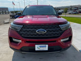 Used 2022 Ford Explorer XLT w/ Equipment Group 202A image 4