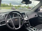 Used 2017 Chevrolet Equinox LT w/ Convenience Package image 3