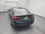 Used 2017 Chevrolet Malibu LT image 6