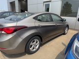Used 2014 Hyundai Elantra SE image 2