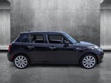 Used 2021 MINI Cooper 4-Door Hardtop image 4