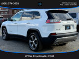 Used 2019 Jeep Cherokee Limited image 3