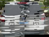 Used 2017 Ford Escape SE image 5