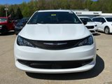 New 2025 Chrysler Voyager LX image 3