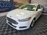 Used 2015 Ford Fusion SE image 2