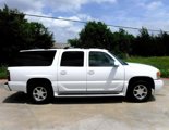 Used 2005 GMC Yukon XL Denali image 4