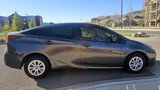 Used 2020 Toyota Prius L Eco image 4