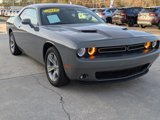 Used 2019 Dodge Challenger SXT image 5