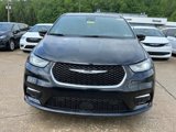 New 2025 Chrysler Pacifica Select image 3