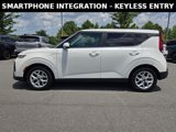 Certified 2022 Kia Soul LX w/ Technology Package image 4