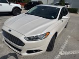 Used 2016 Ford Fusion Titanium image 2