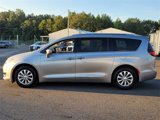 Used 2018 Chrysler Pacifica Touring-L image 4
