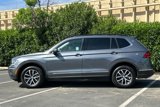 Used 2020 Volkswagen Tiguan SE w/ Panoramic Sunroof Package image 5