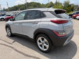 Used 2022 Hyundai Kona SEL w/ Convenience Package image 4
