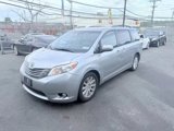 Used 2016 Toyota Sienna XLE image 3