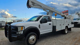 Used 2017 Ford F550 4x4 Regular Cab Super Duty image 2