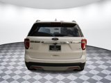 Used 2016 Ford Explorer XLT w/ Equipment Group 202A image 6