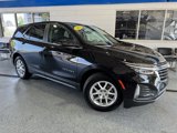 Used 2023 Chevrolet Equinox LT image 2