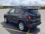 Used 2015 Jeep Renegade Latitude w/ Cold Weather Group II image 5