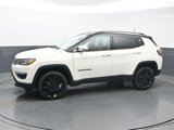 Used 2018 Jeep Compass Limited w/ Navigation Group image 2
