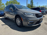 Used 2022 Chrysler Pacifica Touring-L image 3