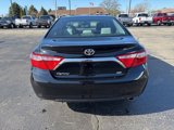 Used 2017 Toyota Camry SE image 4