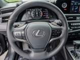 Used 2022 Lexus ES 350 w/ Premium Package image 5