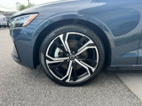 Used 2025 Volvo S60 B5 Core image 5