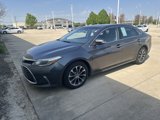 Used 2016 Toyota Avalon Limited image 5
