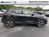 Used 2021 Nissan Rogue Sport SL image 2