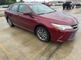 Used 2017 Toyota Camry XLE image 3