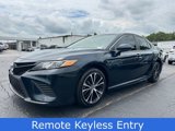 Used 2019 Toyota Camry SE image 2