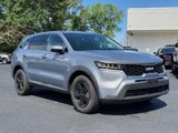Used 2022 Kia Sorento LX image 2