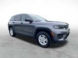 Used 2024 Jeep Grand Cherokee Laredo w/ Luxury Tech Group I image 3