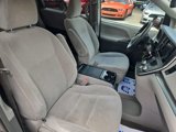 Used 2017 Toyota Sienna LE image 6