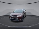 Used 2017 Toyota Highlander XLE image 3