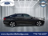Used 2018 Honda Accord Touring image 4